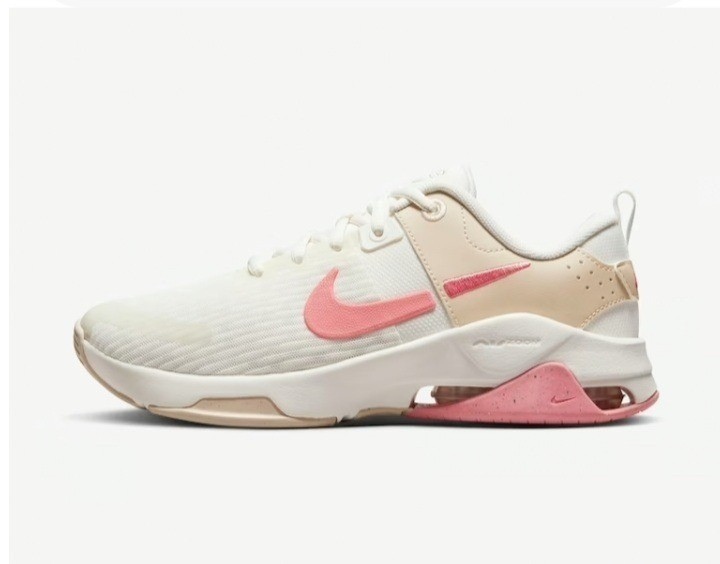Tênis Nike Zoom Bella 6 FemininoTreino & AcademiaLiberte sua força interior e espírito no Nike Zoom Bella 6. Este design oferece suporte a levantamentos pesados, movimentos explosivos e suportes primários pós-série enquanto você exibe seu progresso com suor no chão da academia. O amortecimento Zoom Air recém-implementado dá a você um toque de destaque, e um antepé atualizado garante que todos os tipos de formatos de pé possam flexionar durante seus treinos em verdadeiro estilo.

#LTKGiftGuide #LTKbrasil
