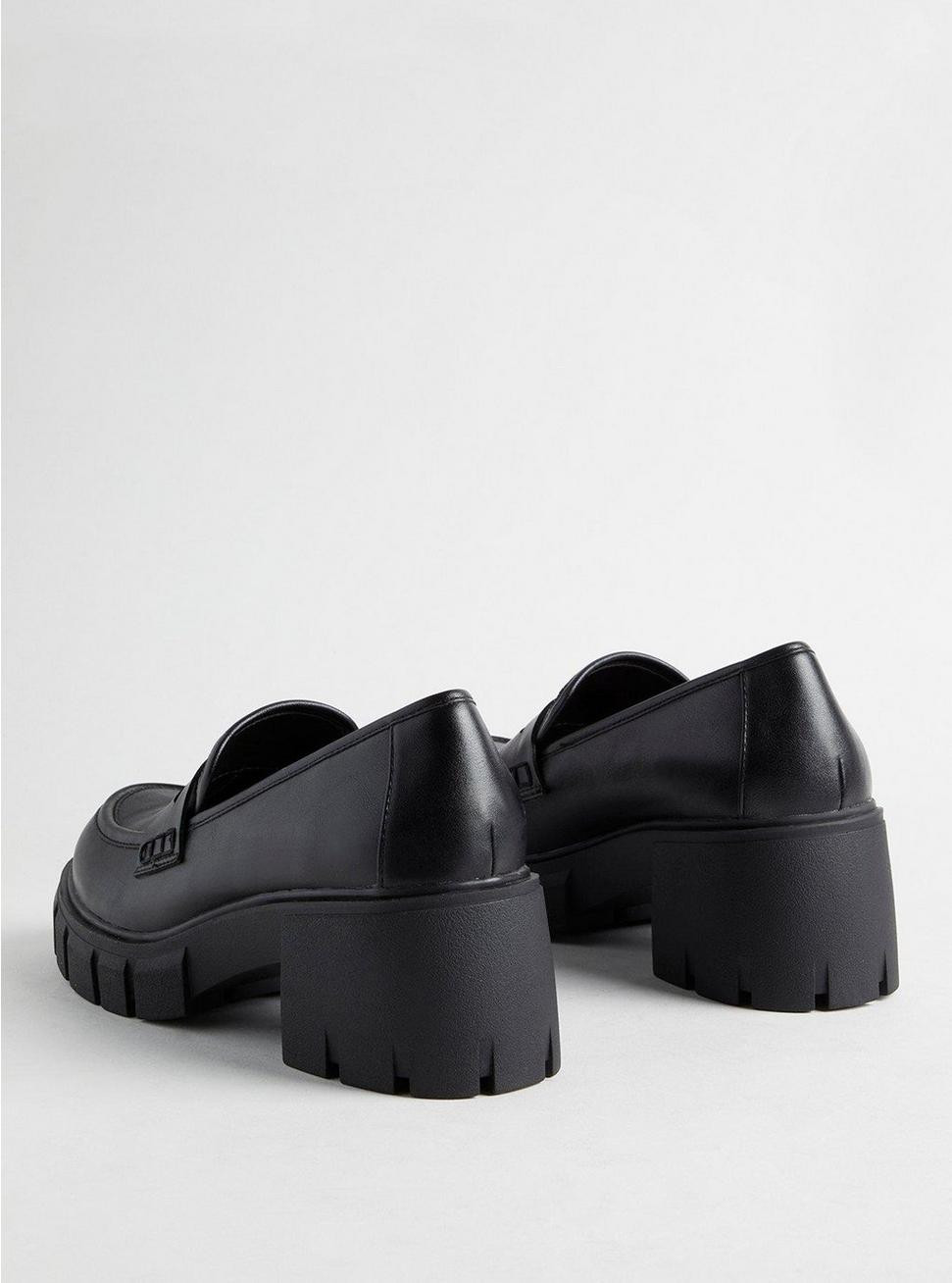 Chunky Loafer (WW) | Torrid (US & Canada)
