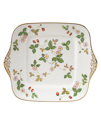 Wedgwood Wedgewood Wild Strawberry Square Cake Plate & Reviews - Serveware - Dining - Macy's | Macys (US)