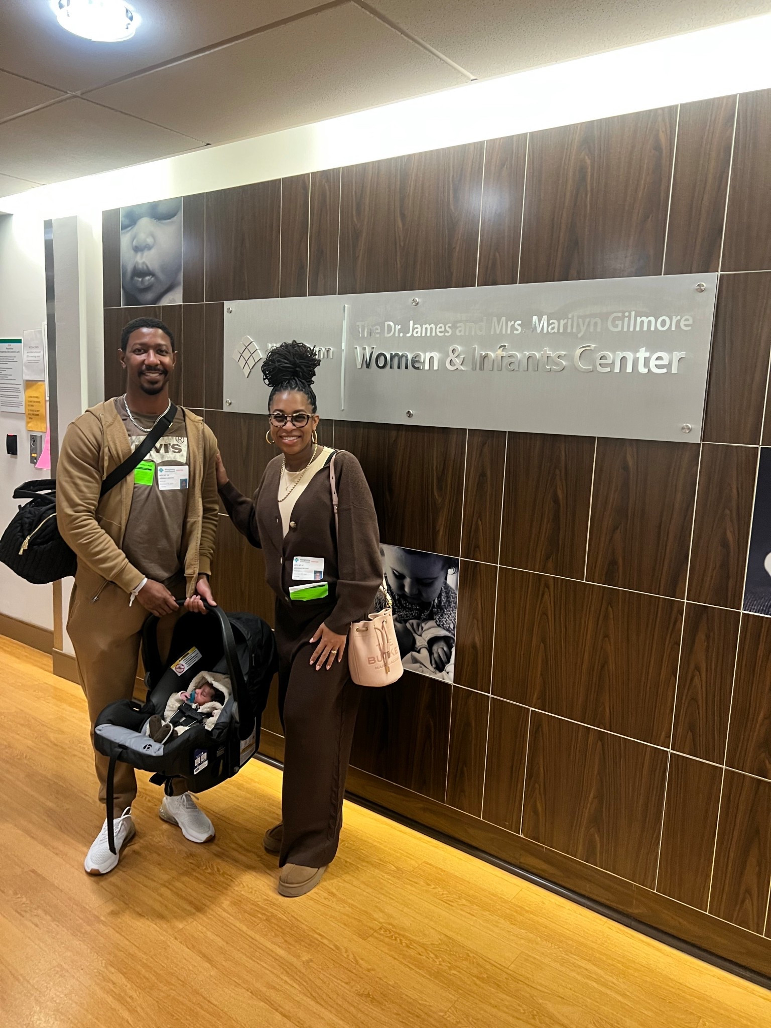 Finally bringing our baby home from the NICU and I wanted to make sure I was comfy since it’s only been 4 days postpartum. This set is comfy I did size up in the pants I’m wearing A large but I could’ve done a medium I wanted more length. I’m in a medium top. This set is so cozy and soft. 

Soft enough to cuddle my baby in.

#LTKdayinmylife #LTKootd #LTKBaby