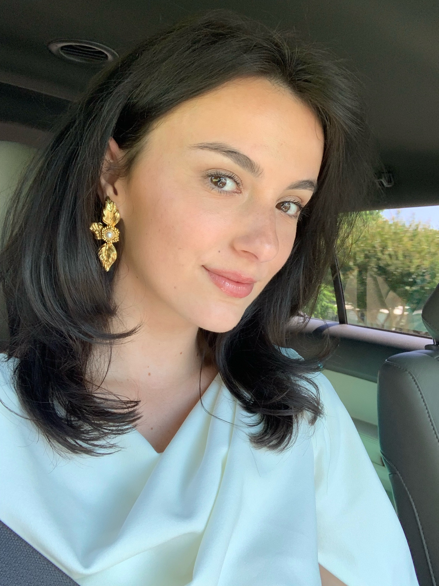 My bridal shower makeup and hair products! Shoutout Revlon blow dryer brush( and a lot of mousse). I’m not a hair person but everyone thought I got a blow out 10/10 recommend 

Ulta, Estée Lauder, Fenty Beauty, Aquage, Olaplex, Aquage 

#LTKbeauty #LTKwedding