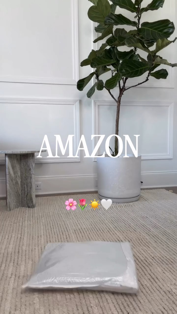 ✨ so many gorgeous dresses and a few designer inspired looks!

Spring dress, Easter dress, casual dresses, cream outfit, classy, chic, #chicbutcheap #amazonunboxing

#LTKSeasonal #LTKSpringSale #LTKSaleAlert