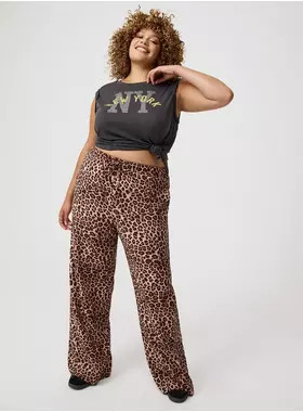 Wide Leg High-Rise Crepe Pant | Torrid (US & Canada)