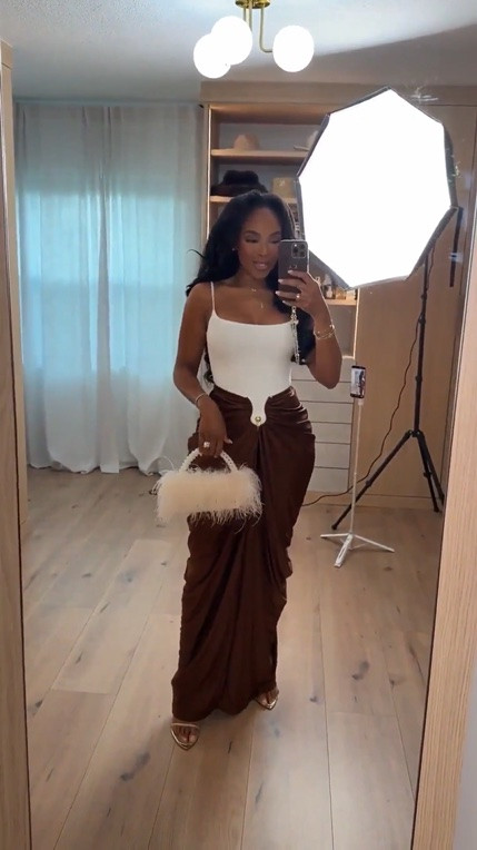 Scroll to shop! ✨ Fall date night outfit. Everything from this look is linked below. 👇🏽    

Wearing: Size Small | 5’4” | 140 lbs  

📲   Download the FREE LTK app & follow me (@kirasfashionfinds) to shop all my daily finds.  #LTKootd #LTKPetite #LTKU