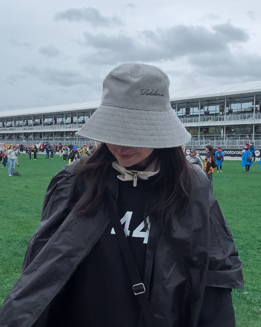 F1 Outfit🏁

Formula one rain day outfit lululemon Pinterest girl bucket hat

#LTKcanada #LTKtravel #LTKsummer