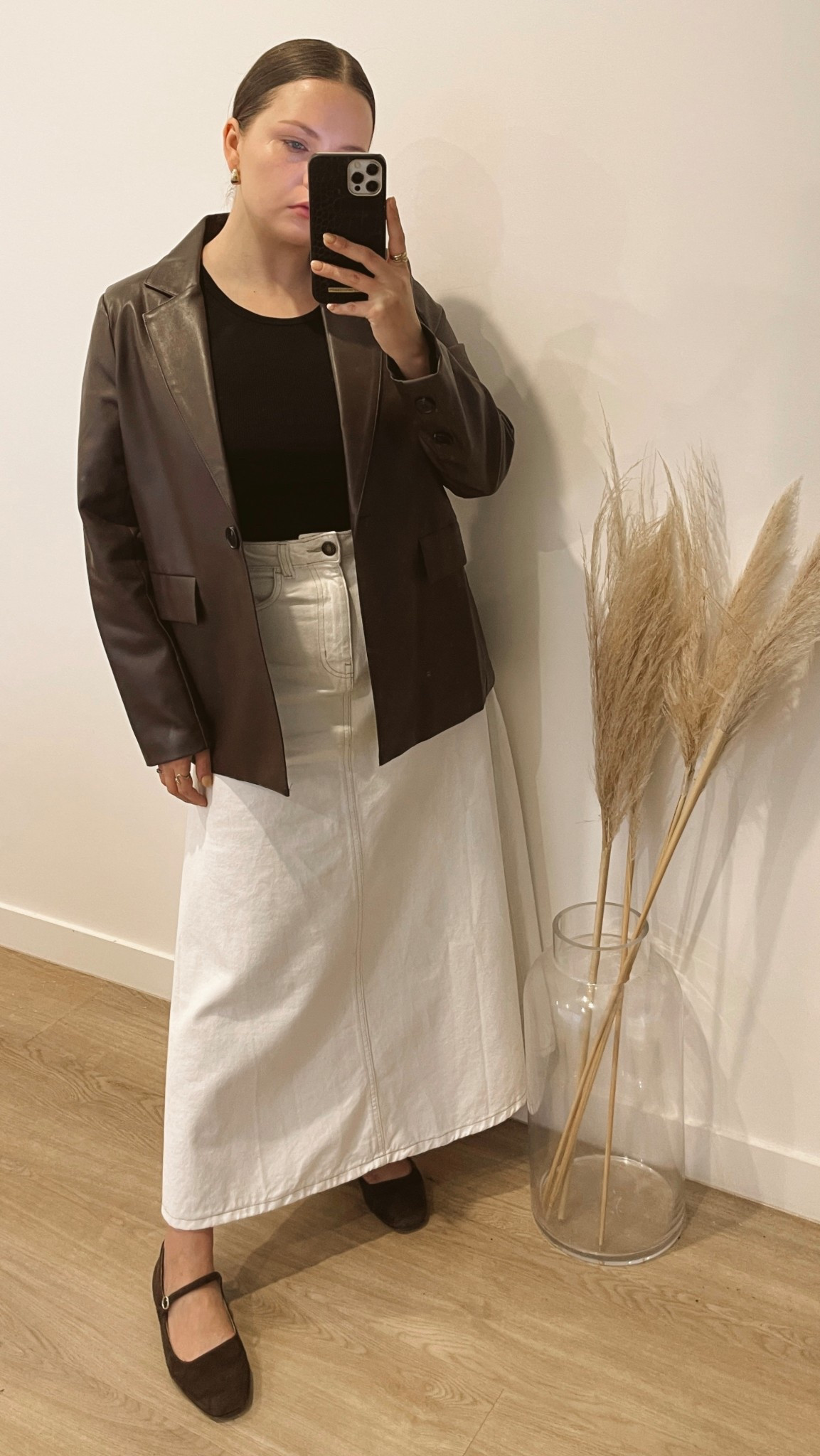 Faux leather blazer is a must for colder seasons 🤎

#LTKstyletip #LTKaustralia #LTKautumn