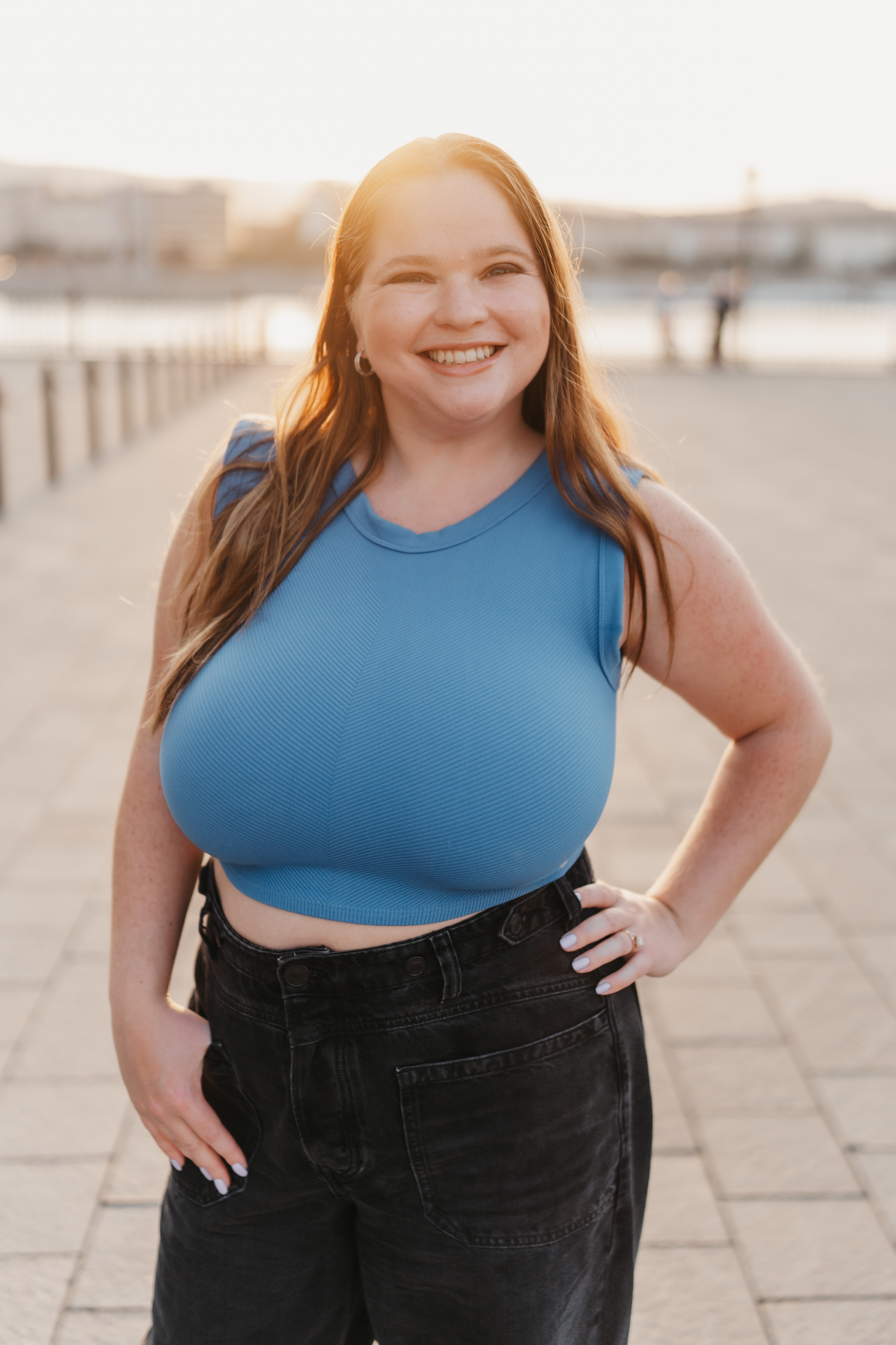 ✨ Hi, I’m Lindsay! ✨

I’m a travel and fashion content creator based in Las Vegas with a serious love for chic style, curated finds, and adventures around the globe. From European getaways and Caribbean honeymoons to everyday outfits and beauty must-haves, I share the items I actually use and love to help you live well and look great doing it.

On my LTK, you’ll find:
👗 Elevated everyday fashion
🧳 Travel essentials & packing lists
💄 Clean beauty + skincare favorites
🏡 Cozy home and lifestyle finds
🎒 My camera gear + creator tools

Whether you're planning your next trip, updating your wardrobe, or just want to shop smarter — I’ve got you covered with shoppable looks, curated collections, and exclusive content you won’t want to miss!

Follow along to explore beautifully 💫
@lindsayvtravels 

 

#LTKSeasonal #LTKU #LTKStyleTip