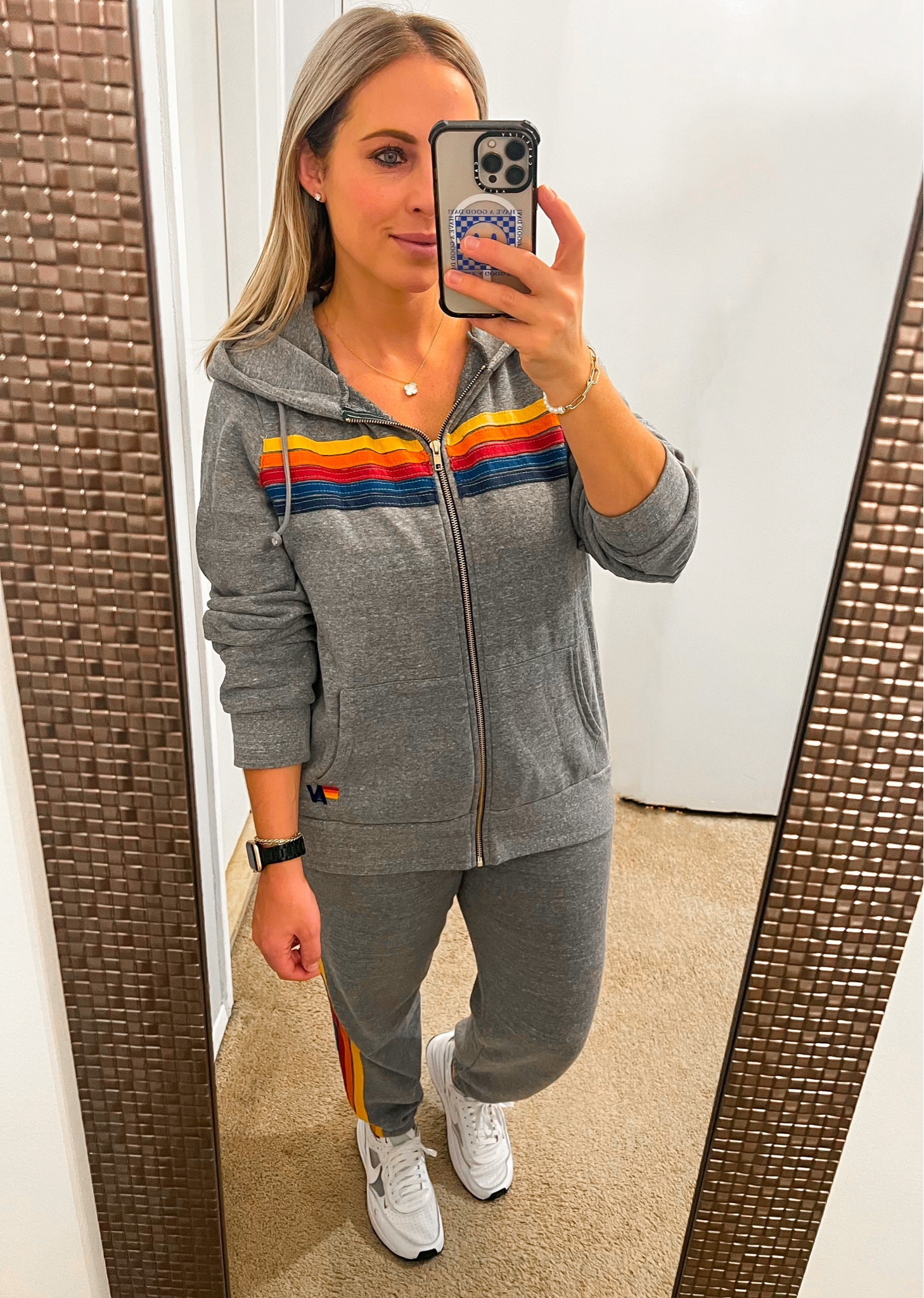 Aviator nation sweatsuit 

#LTKSeasonal #LTKunder50 #LTKunder100