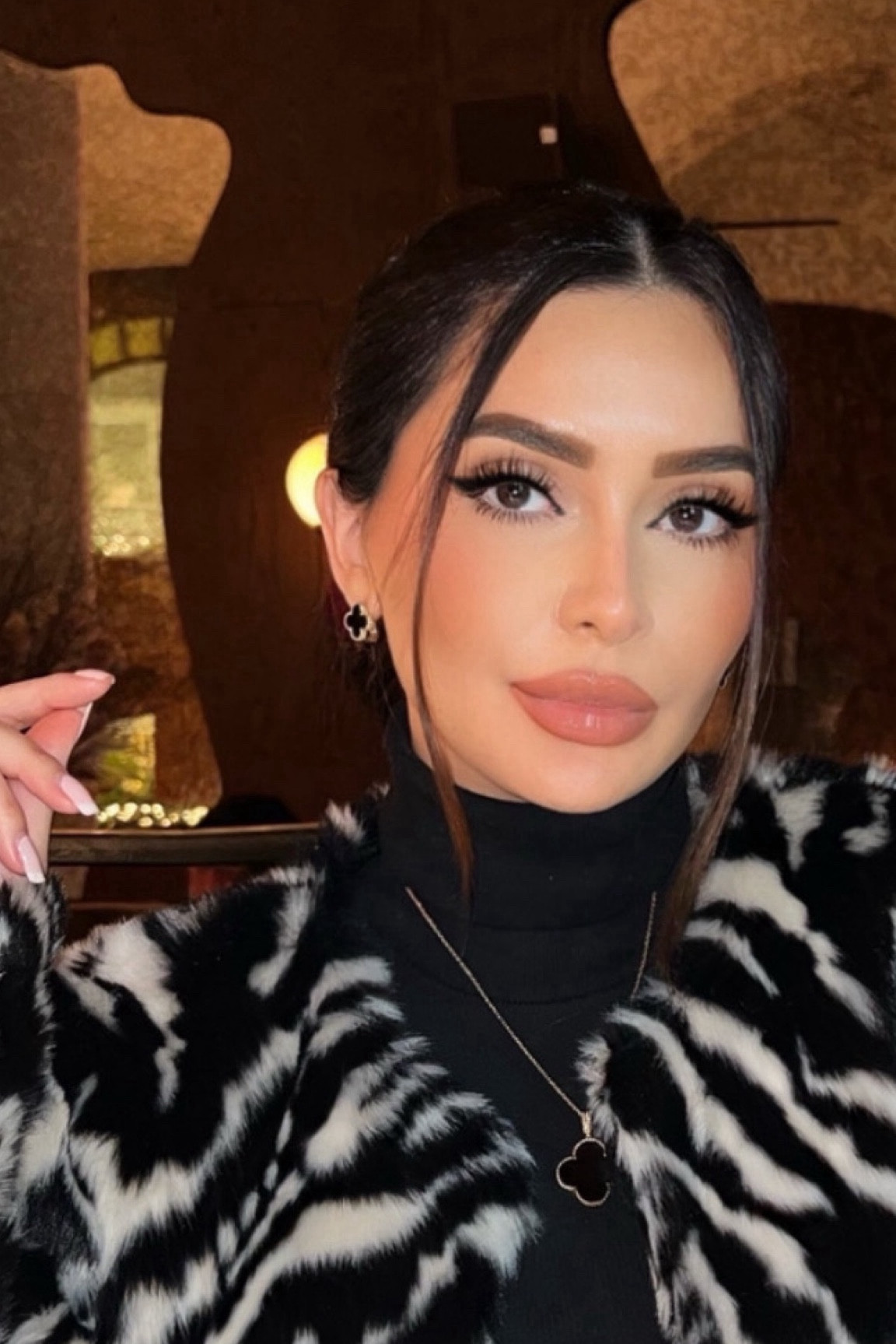 All makeup products linked 🖤

#LTKbeauty