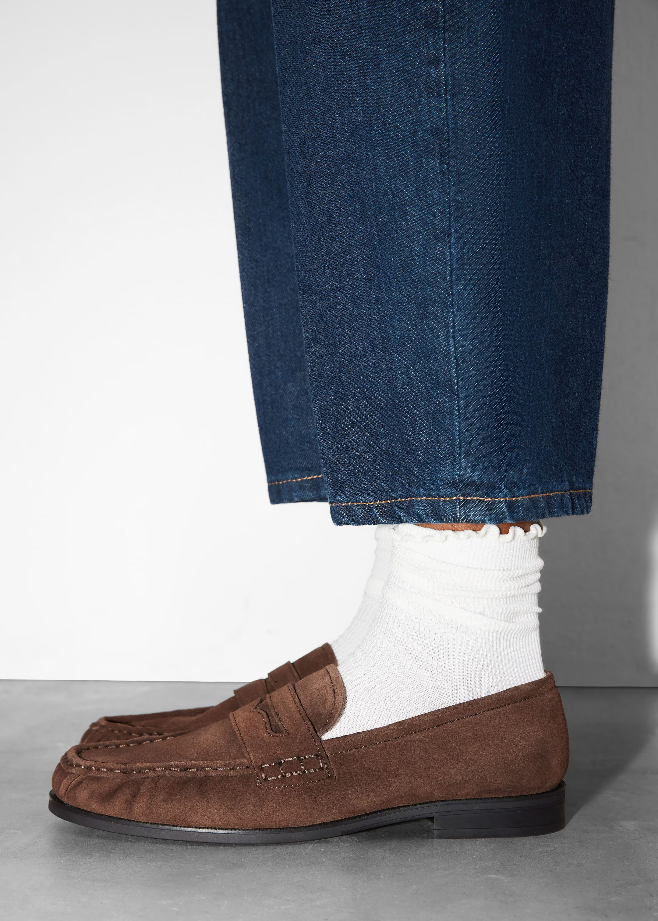 Penny-Loafer aus Veloursleder - Braun - & Other Stories DE | & Other Stories EU