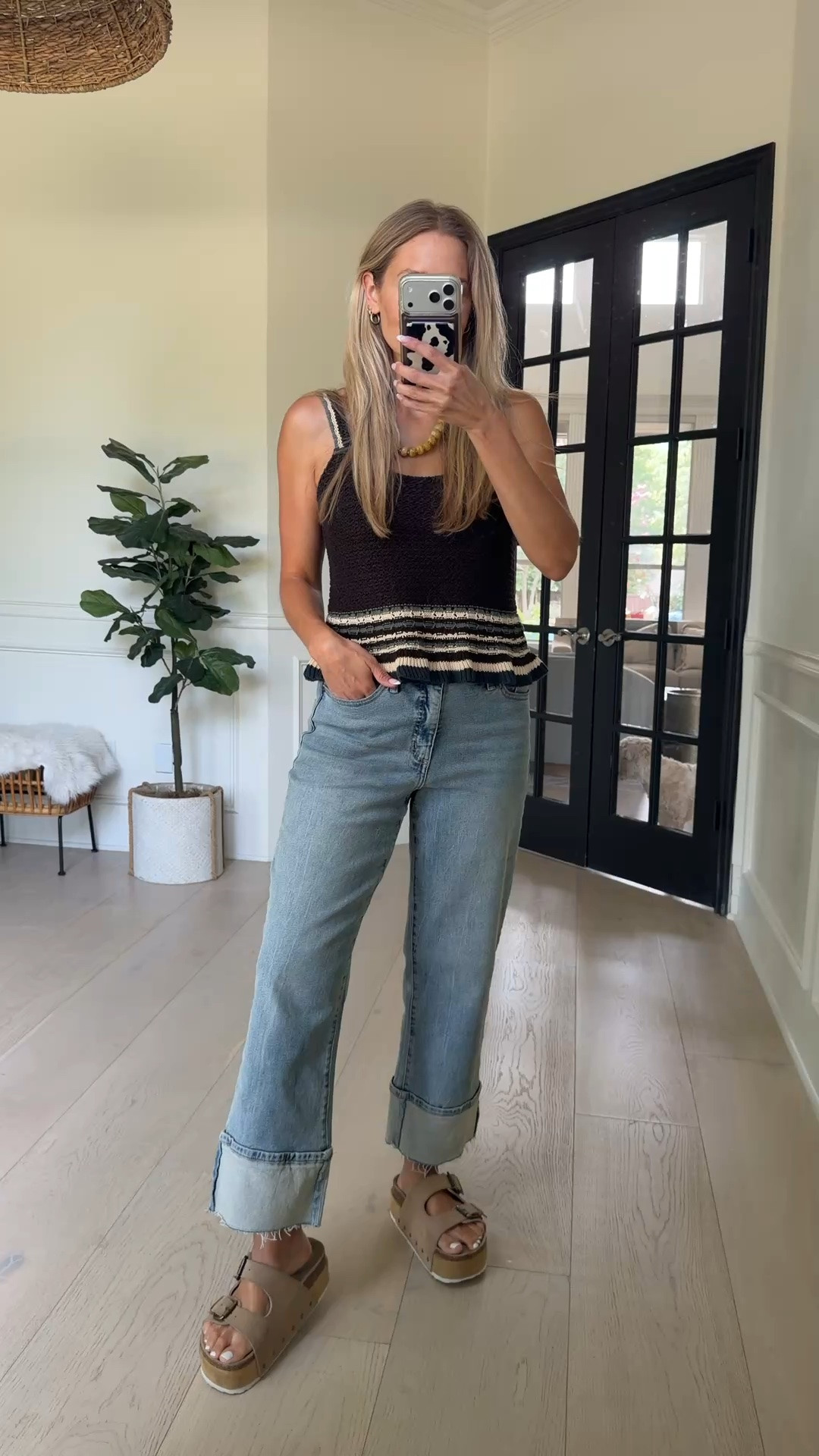Tank giving Zara and pants giving Abercrombie! 

Wearing size s / my tts

#LTKdayinmylife #LTKgrwm #LTKootd