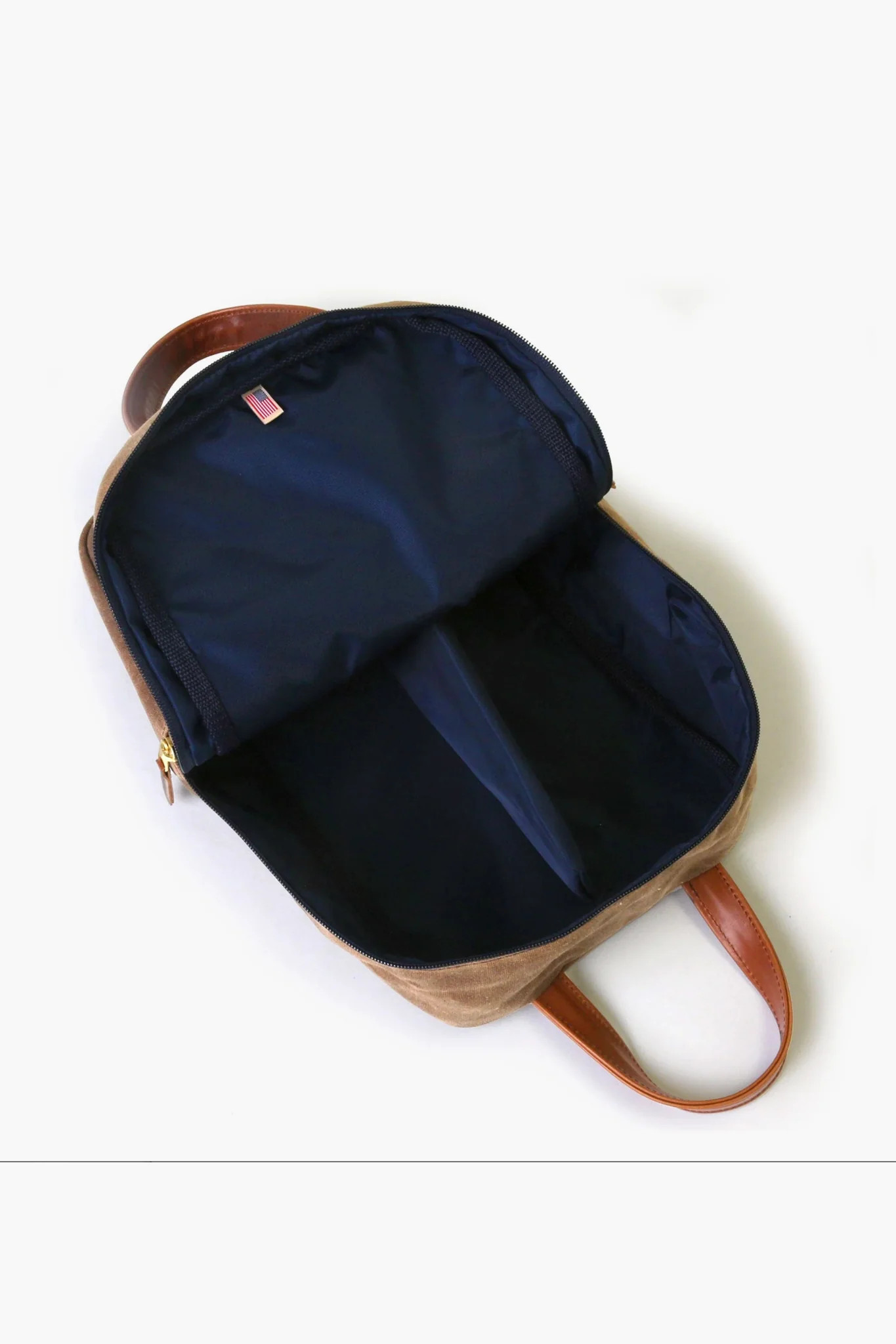 Hunter Green Waxed Canvas Heritage Golf Shoe Bag | Tuckernuck (US)