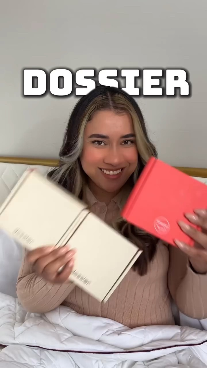 I got these perfumes from @dossierperfumes and I love how delicious they smell and the durability of the fragrance, super recommended🤩

Which one would you like to try?

I leave you the links of each one:

WOODY HYACINTH 
https://dossier.co/products/woody-hyacinth

AMBERY SAFFRON
https://dossier.co/products/ambery-saffron?variant=40999535804483

DOSSIER ORIGINAL 
ORCHID & SANDALWOOD AT DUSK 
https://dossier.co/products/orchid-sandalwood-at-dusk

#dosier 
#dossieroriginals 
#dossierperfume
#dossierpartner
#perfumesdossier 
#perfumes 
#recomendaciondeperfumes