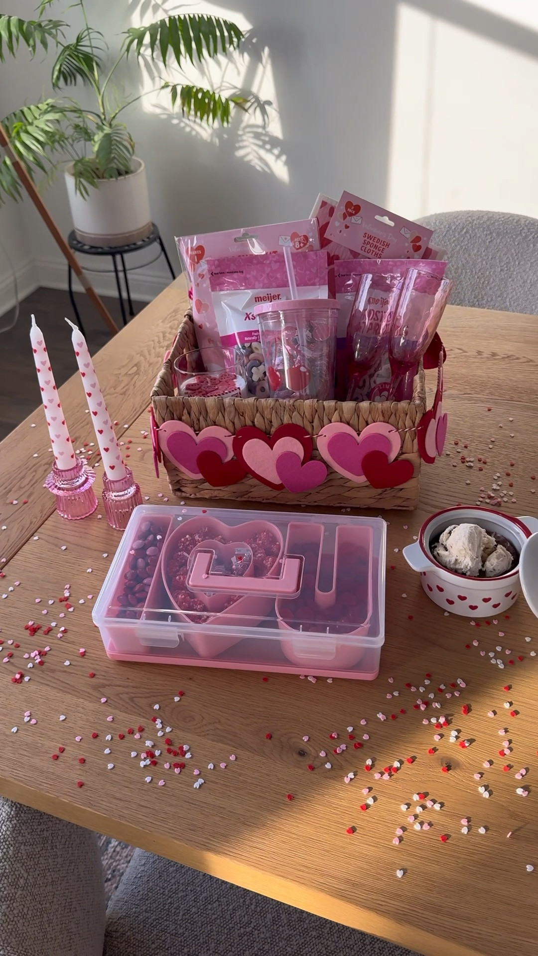 Valentines basket #valentines #valentinesday 