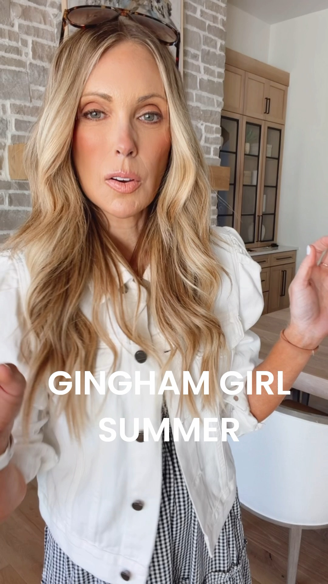 Gingham and denim.. an All-American classic!  Use code JENNYR15! 

@avara #avarapartner