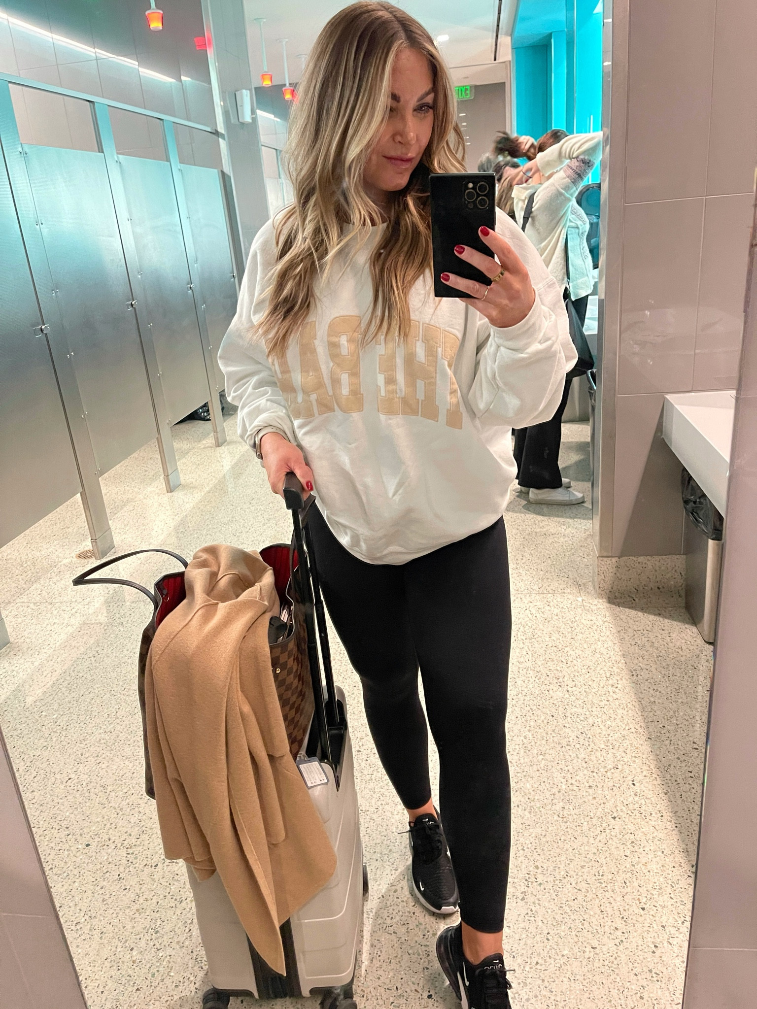 Another work trip, another travel OOTD. 



#LTKSeasonal #LTKstyletip #LTKtravel