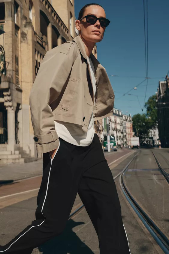 DOUBLE BREASTED SHORT TRENCH COAT | Zara US