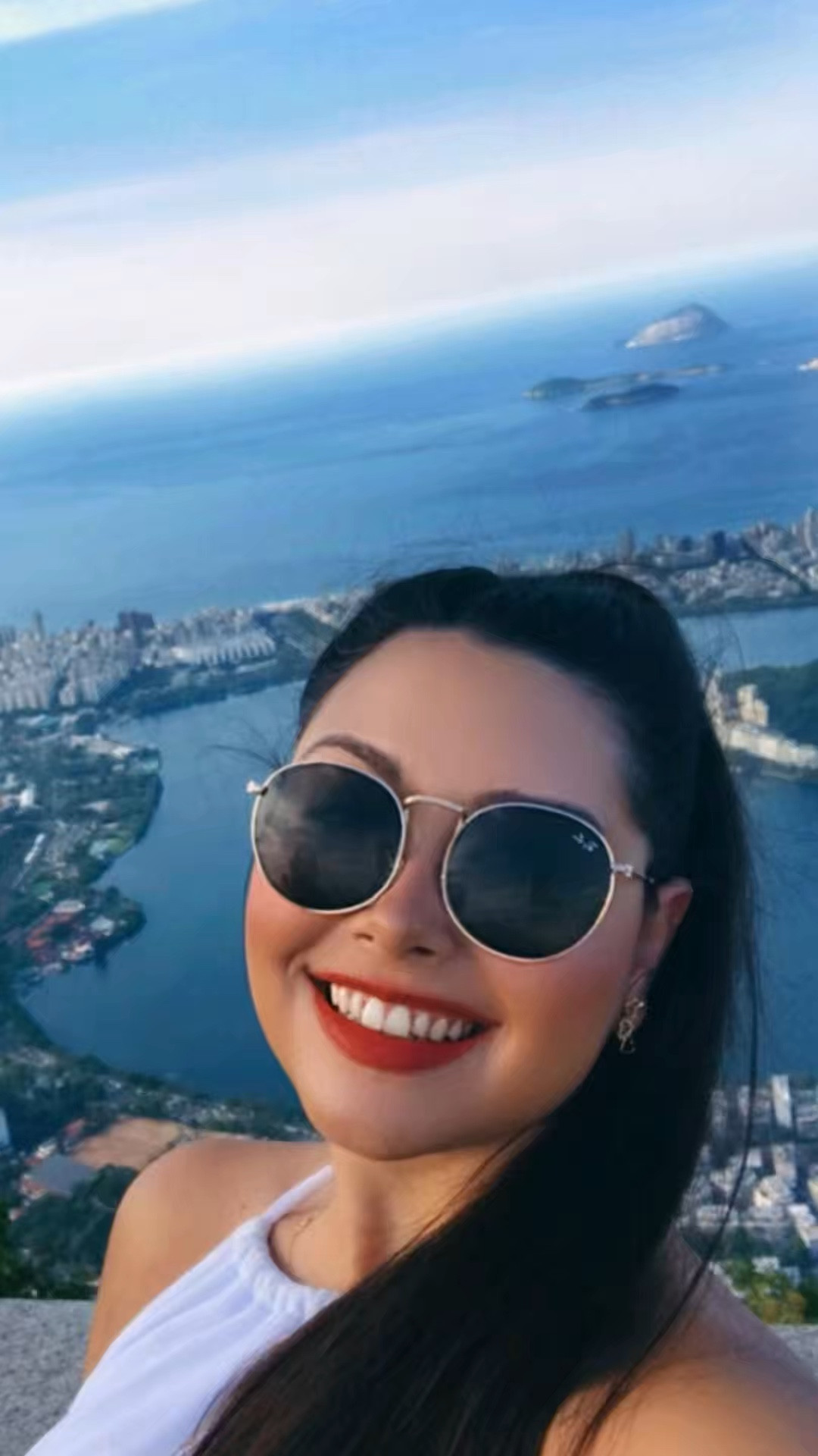 Caminho sem volta, muito prático! 
Minha pele e meu eu do futuro agradecem 🤍✨ 

Produto: protetor solar em pó translúcido @meuollie 🏷️DEBORALVES10 https://meuollie.com.br 

#dicademaquiagem #dicadeskincare #protetorsolar #protetorsolarempó #dicasdebeleza

#LTKviagem #LTKbrasil #LTKbeleza