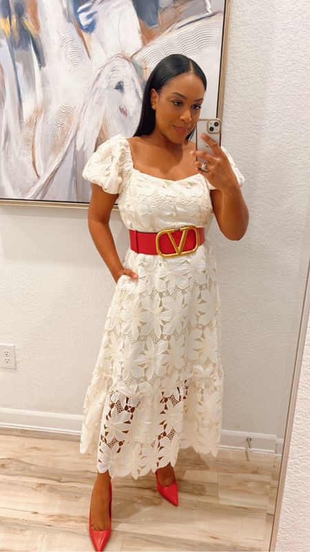 Easter dress inspiration 🐣 So feminine and pretty! Great for church, work, or brunch!

I would recommend sizing down in this dress, runs big. For reference I’m 5’1 and I’m wearing a size medium but could have gone down in size to a small. 