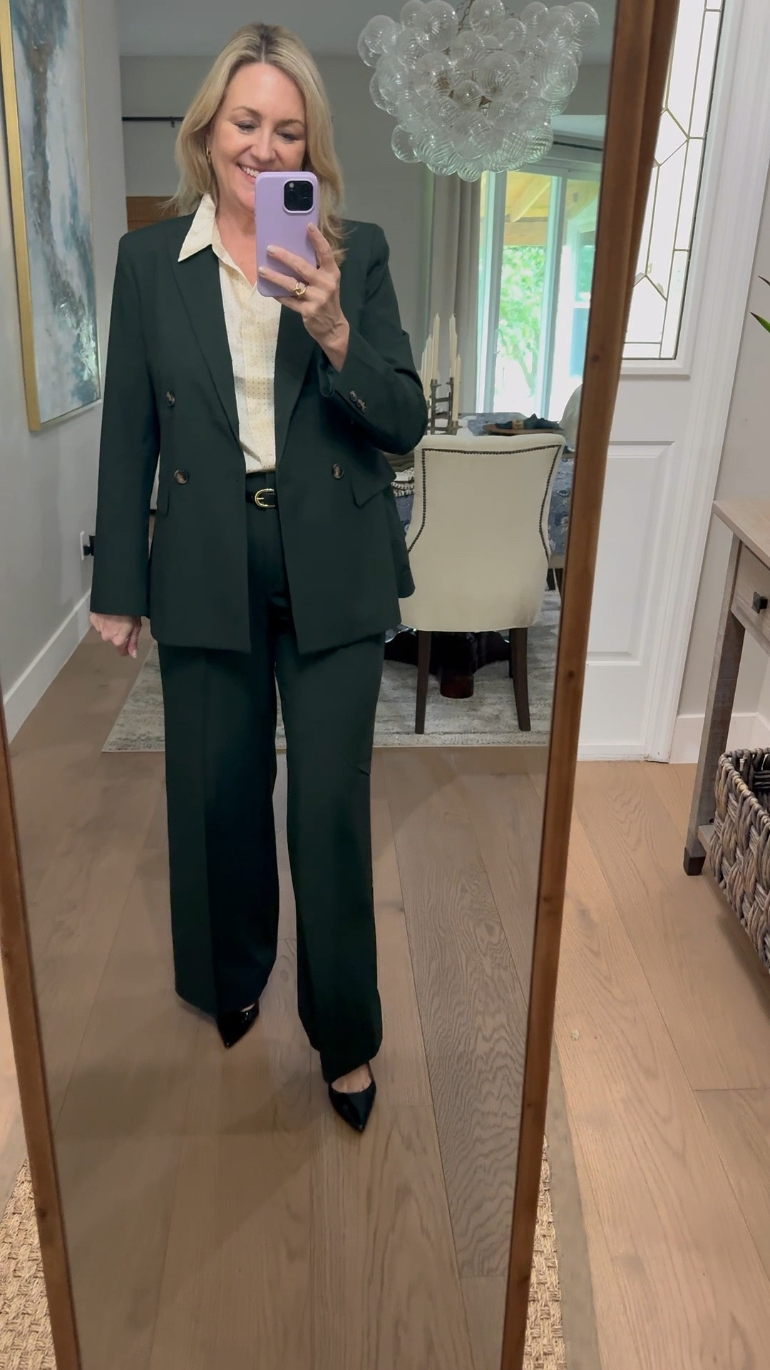 Beautiful forest green suit, perfect for a fall work outfit

#LTKSaleAlert #LTKWorkwear #LTKdayinmylife