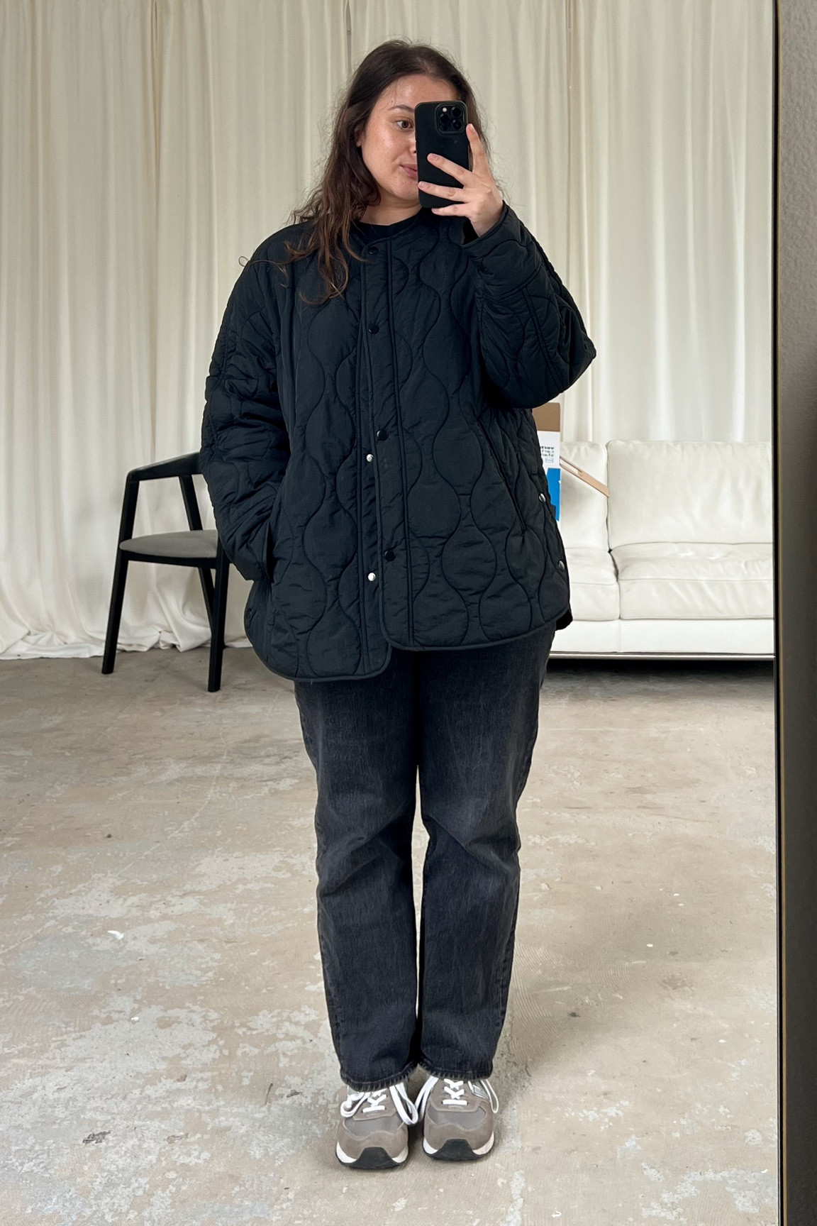 Minimal style inspo. Mid size minimal style inspo. Petite size style inspo. Summer outfit ideas. Petite style. Petite fashion. Mid size fashion. Mid size style. Minimal outfits. Minimal work outfit. Casual chic outfit. Transitional outfit. Spring outfit inspo. Transitional outfit inspo. 

#LTKnederlands #LTKeurope #LTKmidsize