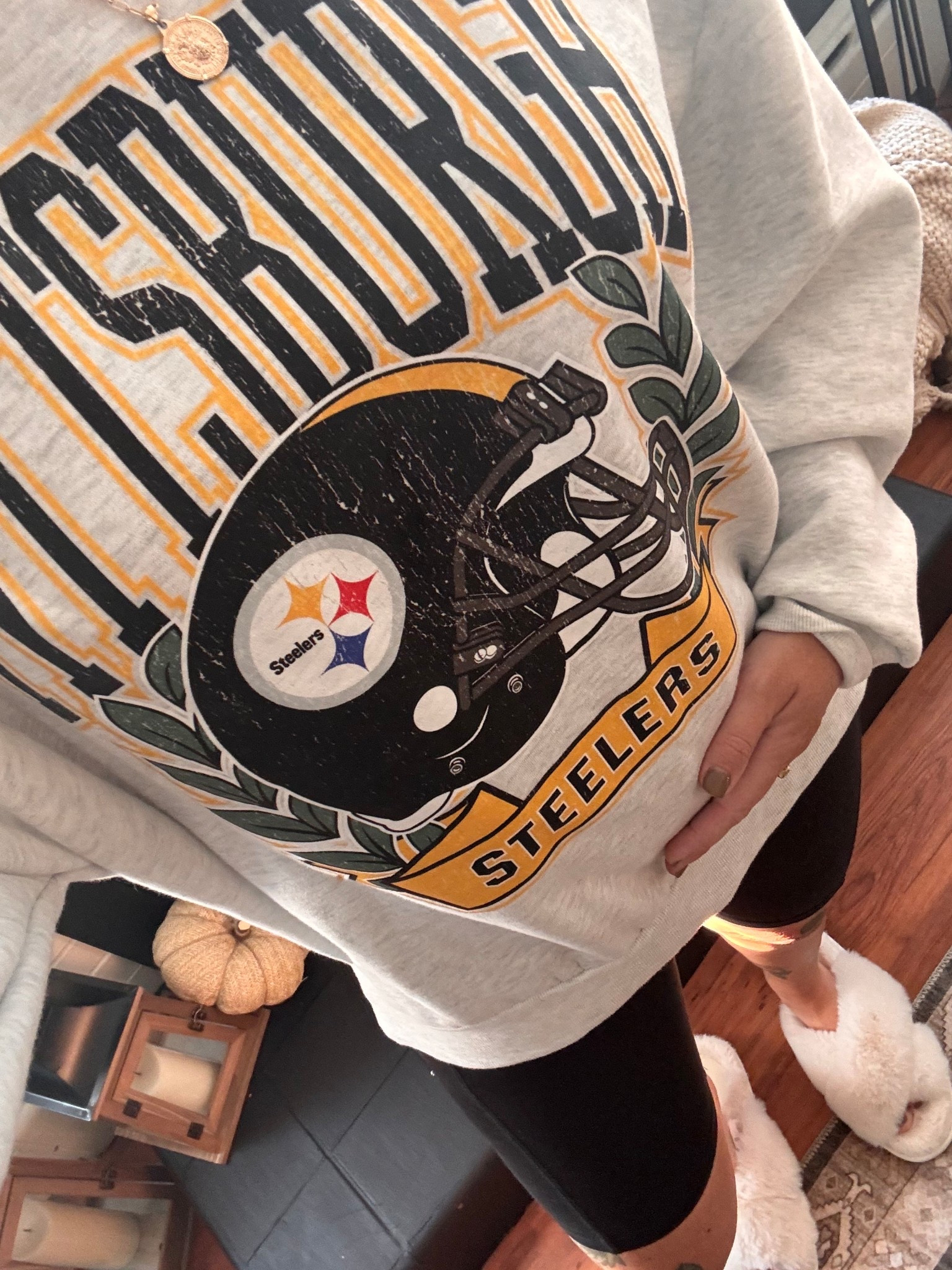 Steeler Sunday 
Steeler sweatshirt 
