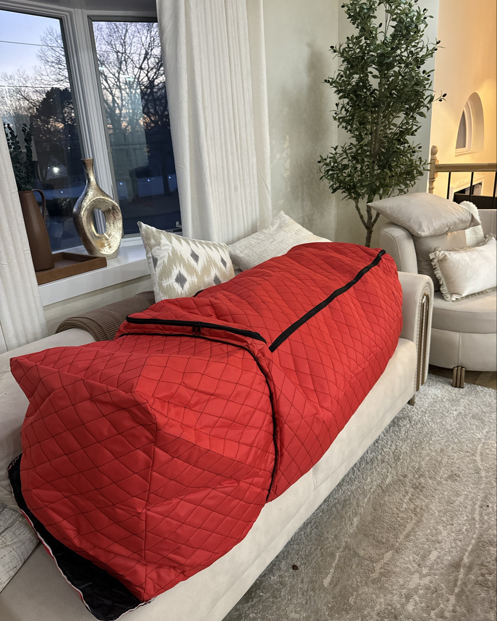 “Santa’s bag” the best storage bag 

#LTKGiftGuide #LTKItBag #LTKSeasonal