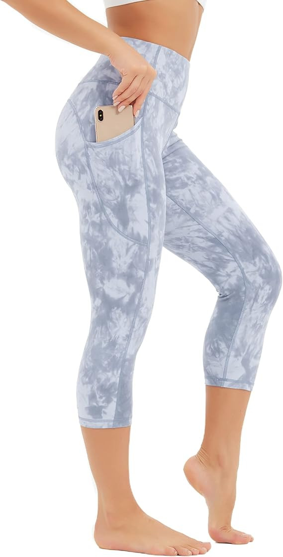 Stelle Women's Capri Yoga Pants with Pockets Essential High Waisted Legging for Workout | Amazon (US)