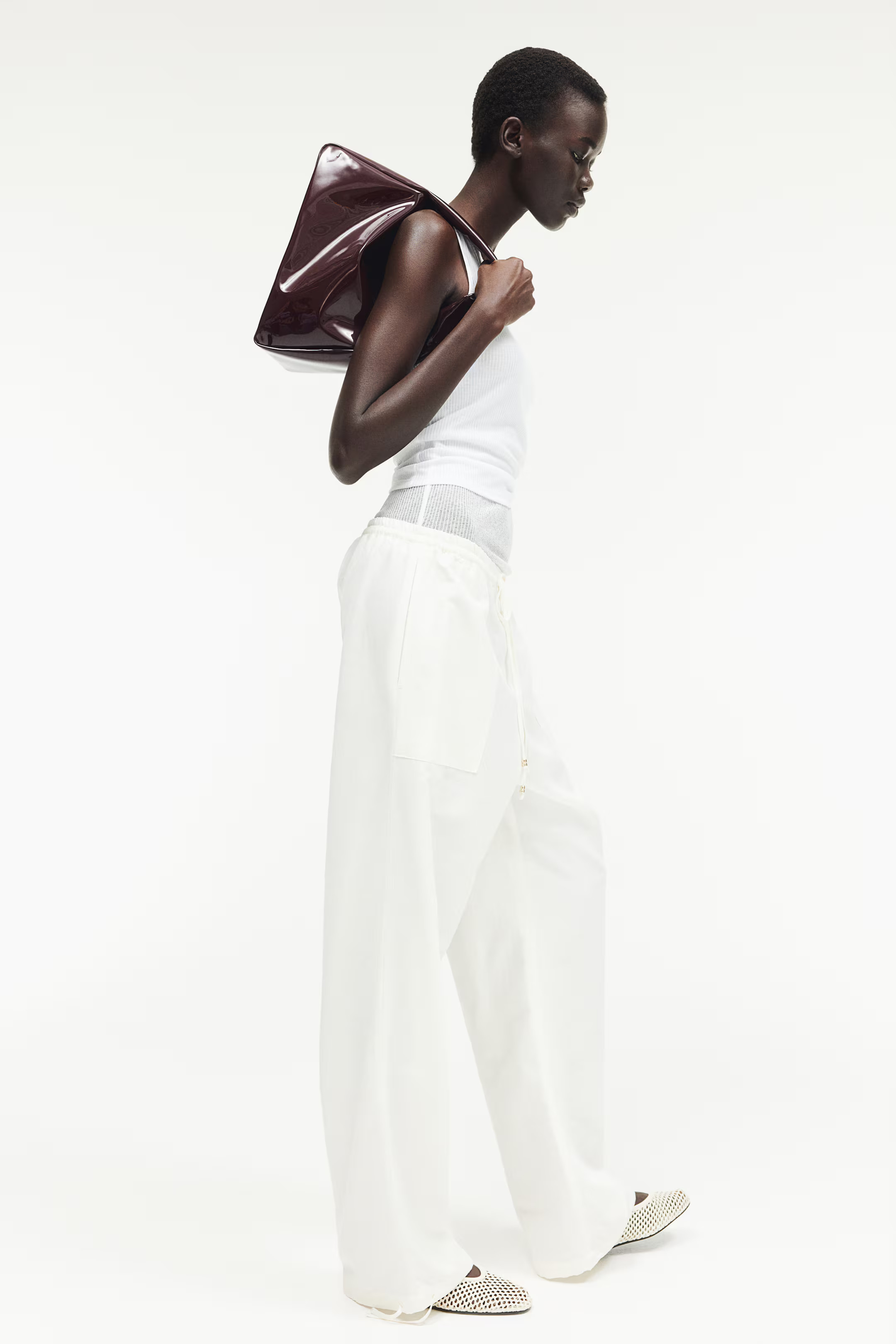 Linen-blend pull-on trousers - Regular waist - Long - White - Ladies | H&M GB | H&M (UK, MY, IN, SG, PH, TW, HK)
