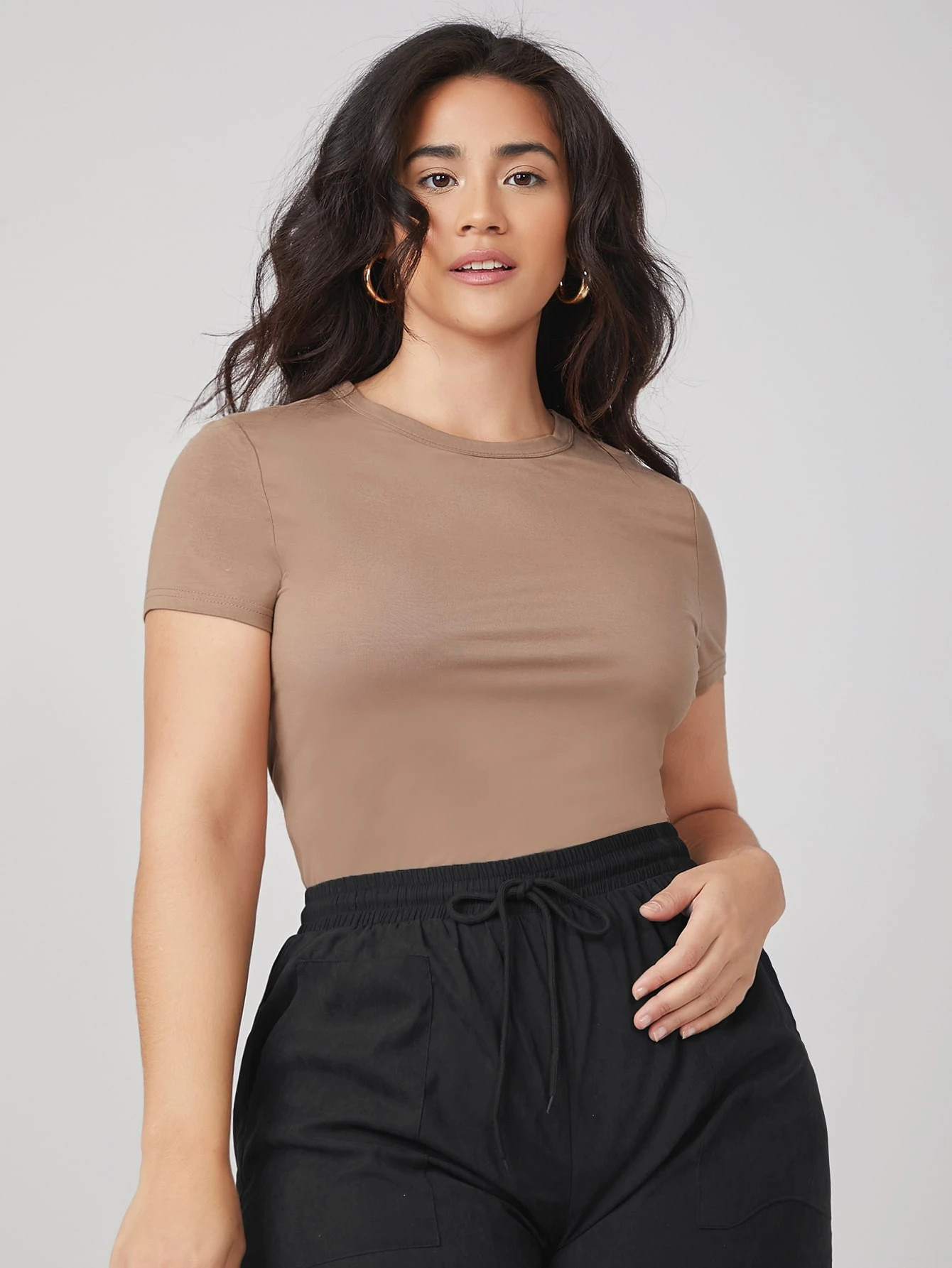 SHEIN BASICS Plus Round Neck Solid Slim Tee | SHEIN