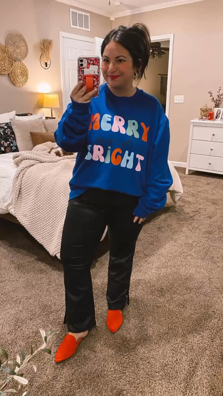 ✨ Feeling merry and bright in my new crew neck! Nothing says cozy holiday vibes like a comfy sweatshirt. Perfect for those festive gatherings or snuggling up by the fire! 🎄❤️

mules: fit a tad oversized // wearing a 5
leather pants: fit true to size // wearing a 32 regular
crewneck: fits WAY oversized // wearing an XL 

 #LTKHoliday #LTKSeasonal #LTKStyleTip
