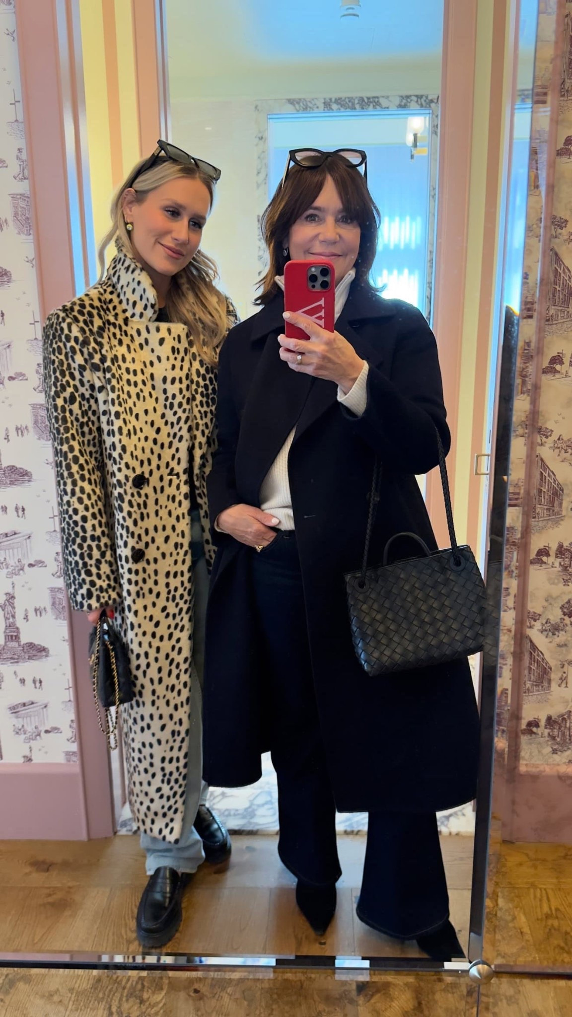 Outfit of the day shopping in NYC! 💕✨

#LTKSeasonal #LTKNYFW #LTKootd