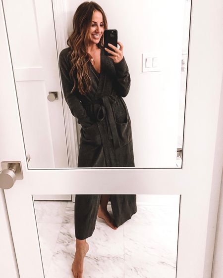 LABOR DAY OOTD 🤷🏼‍♀️

If you are in the market for a new robe, this one is IT!  Cozy without all the bulk!  

Would make a great Christmas gift too! (Yeah, I said the C word.)

Hope you all are having a lazy, chill Labor Day!  Xoxo! 

Link in bio and stories!


#cozyrobe #labordaystyle #labordayootd #ootdshare #ootdhome #cozychic #loungestyle #athomeoutfit #cuterobe #robestyle #nolabor #selfcareday 

#LTKU #LTKSeasonal #LTKstyletip