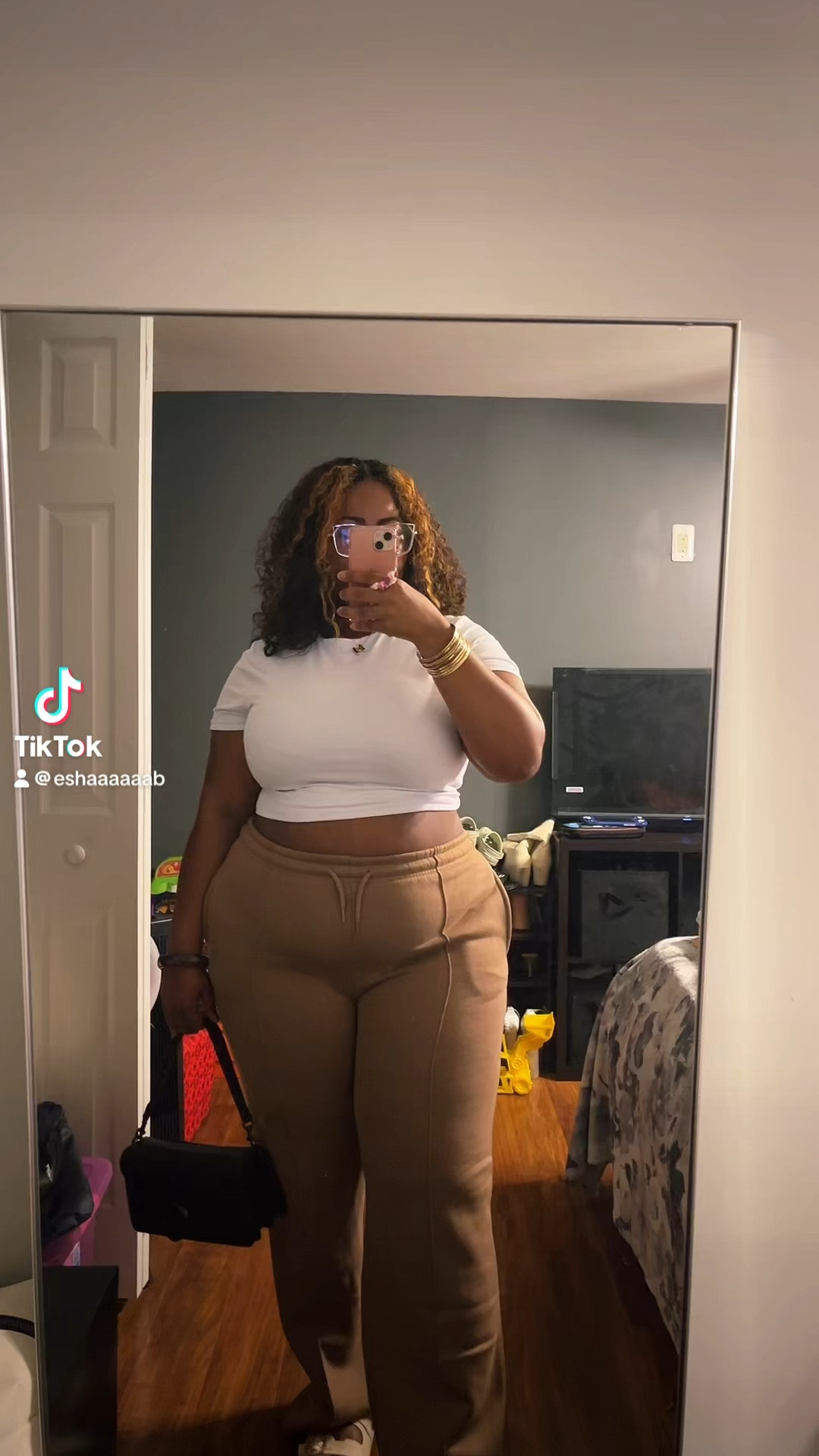 Chill ootd perfect for errands 

#LTKstyletip #LTKitbag #LTKplussize