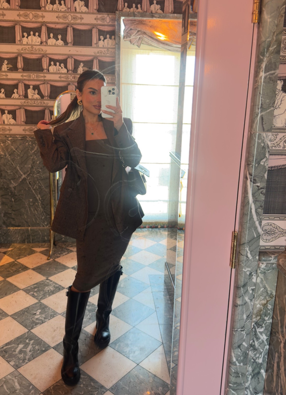 A staple blazer!!🤍 @ASOS 

#LTKeurope #LTKspring #LTKuk