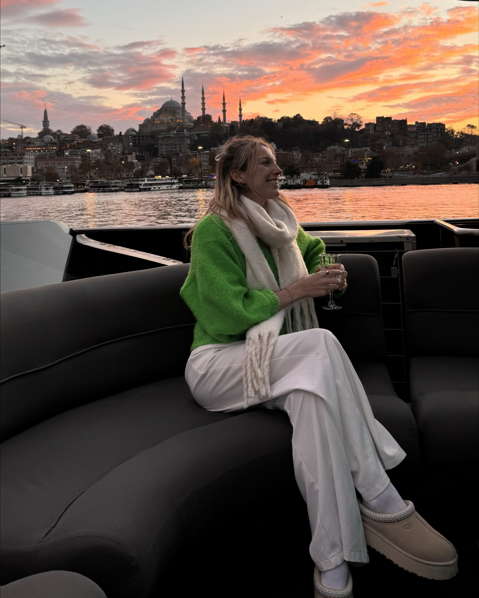 Istanbul nights 💚☁️ 

#LTKcanada #LTKwinter #LTKtravel