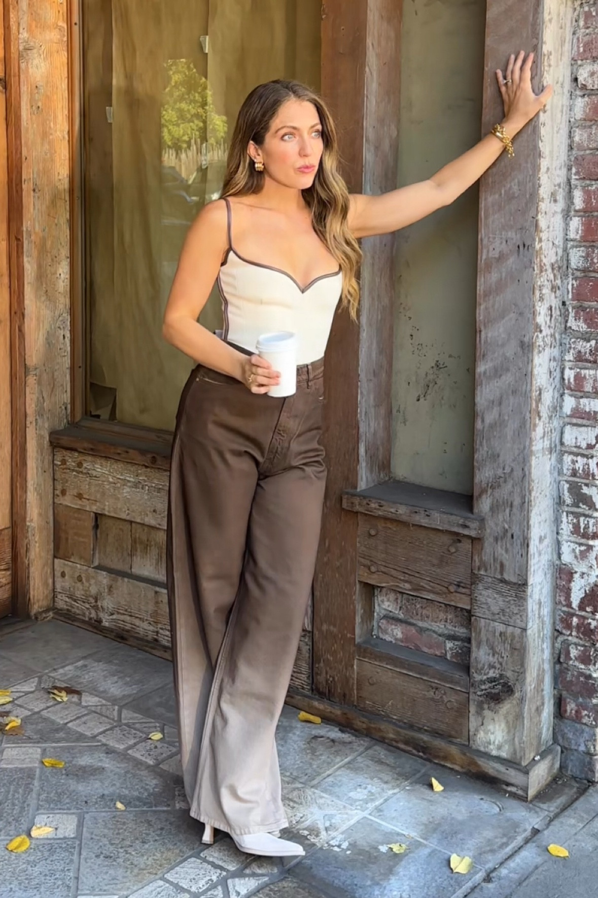 Paris georgia top that fits gorgeously & 3x1 skater jeans that have a perfect fade. Fall fashion looks



#LTKHoliday #LTKStyleTip #LTKSeasonal