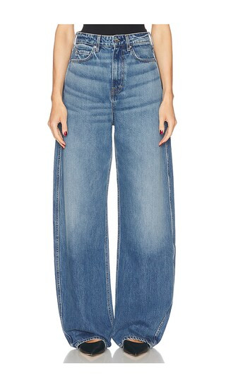 Austen High Rise Curve Jeans in Hyperion Ave | Revolve Clothing (Global)