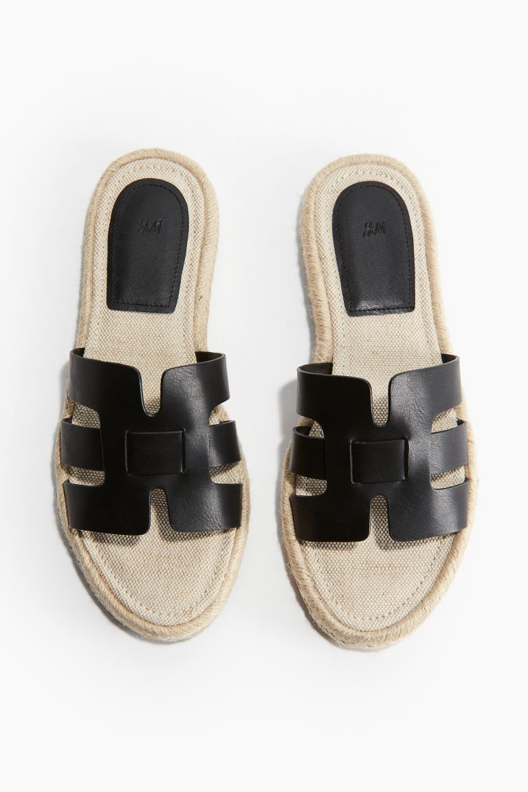Espadrille sandals - No heel - Black - Ladies | H&M GB | H&M (UK, MY, IN, SG, PH, TW, HK)