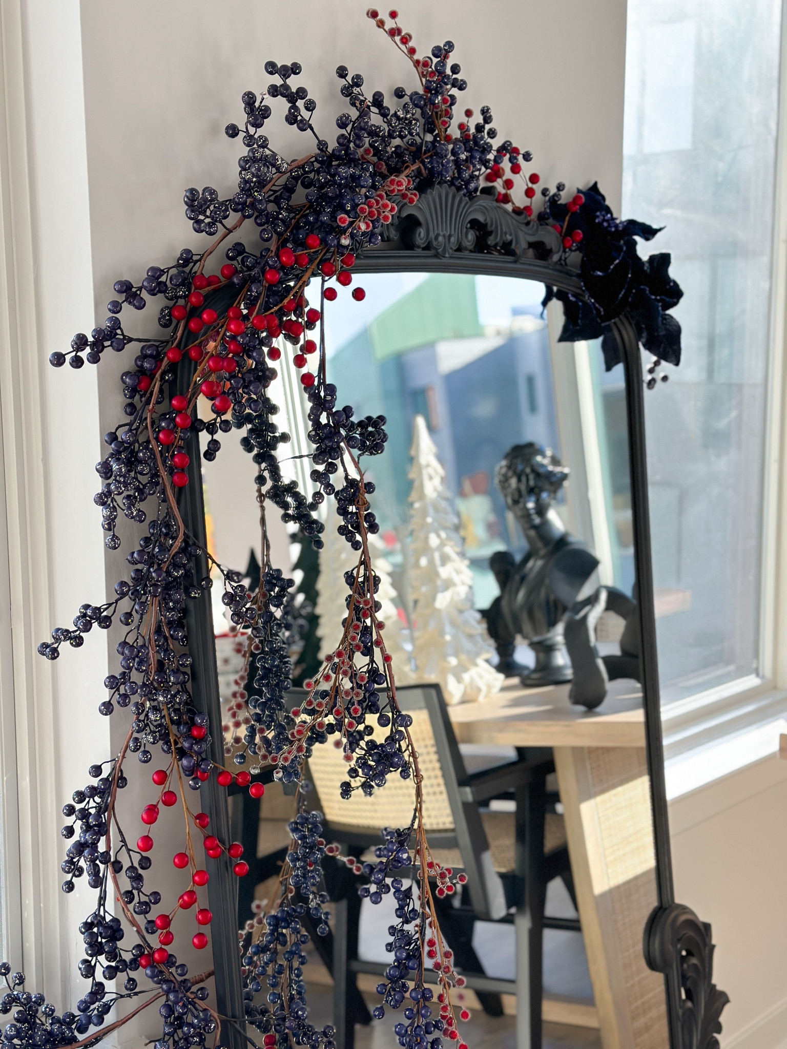 Absolutely loving this Christmas garland decor! 
•
Shop this look && Follow me on Instagram at @nardinemarie for more Christmas finds! 

#LTKHolidaySale #LTKSeasonal #LTKHoliday