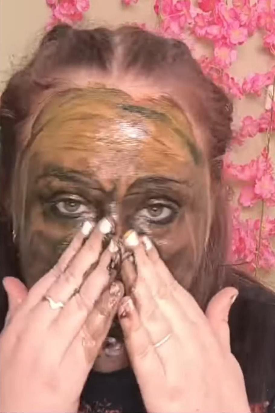 Oh #elemis it works devilishly good 🎃👻 #halloween #halloweenmakeup #beauty #makeup #boujee #skincare #sephora 

#LTKSeasonal #LTKFindsUnder50 #LTKBeauty