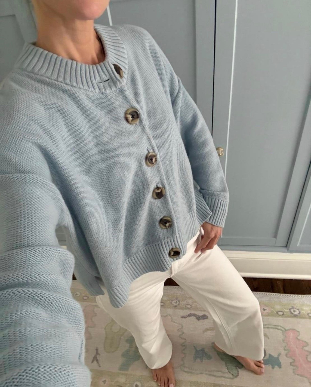 The best outfit as the weather starts to cool down and the season changes. This sweater is 100% cotton and perfect to throw on. Wearing an XS!

#LTKootd #LTKSeasonal #LTKgrwm