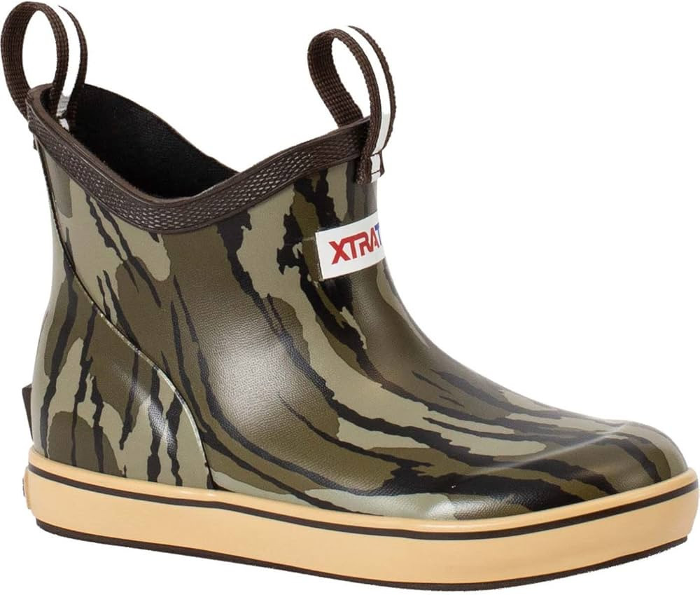 Xtratuf Kids Ankle Deck Boot, Mossy Oak Bottomlands, Big Kid Size C7.0 | Amazon (US)
