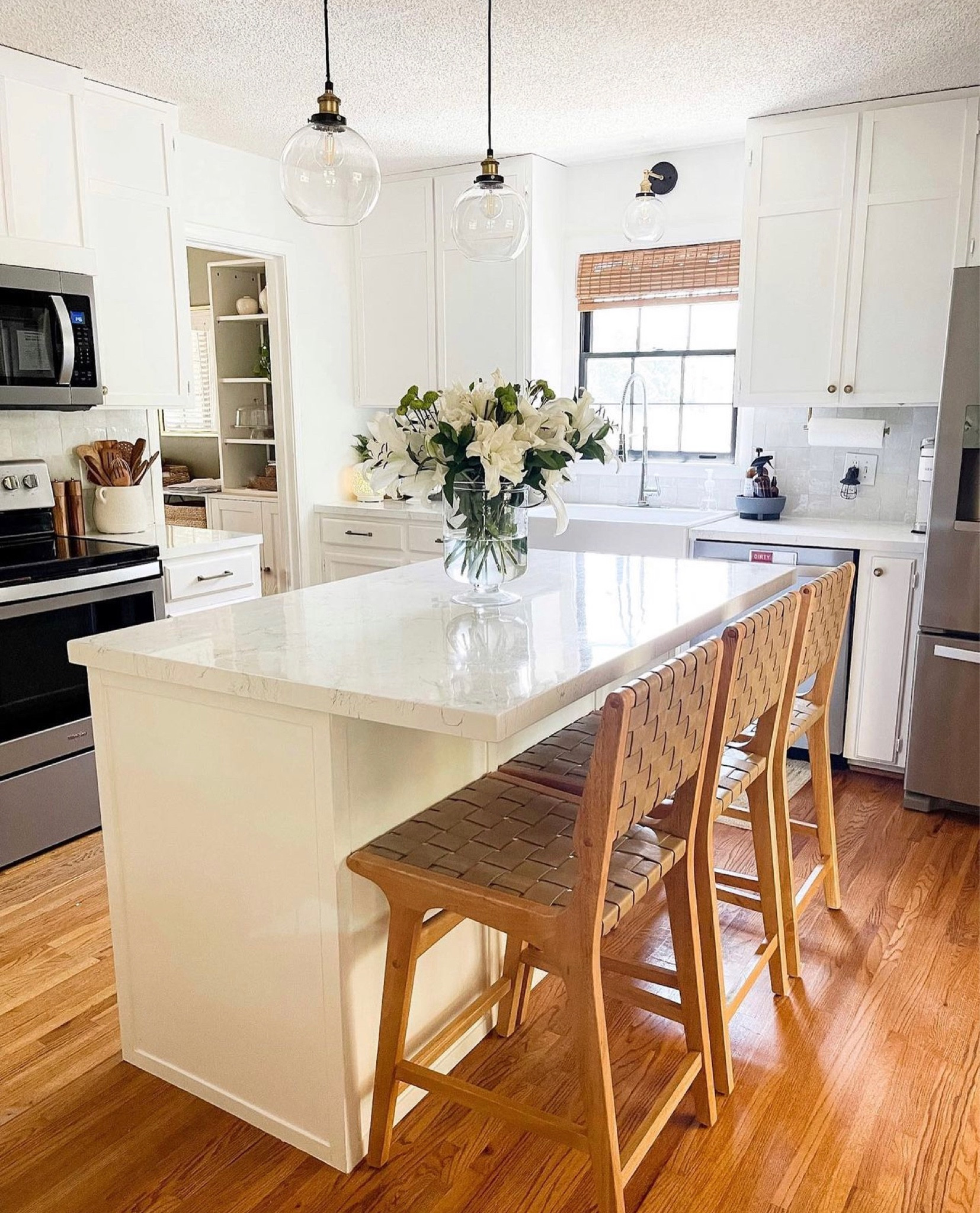 kitchen views 

#LTKhome #LTKSeasonal #LTKFind