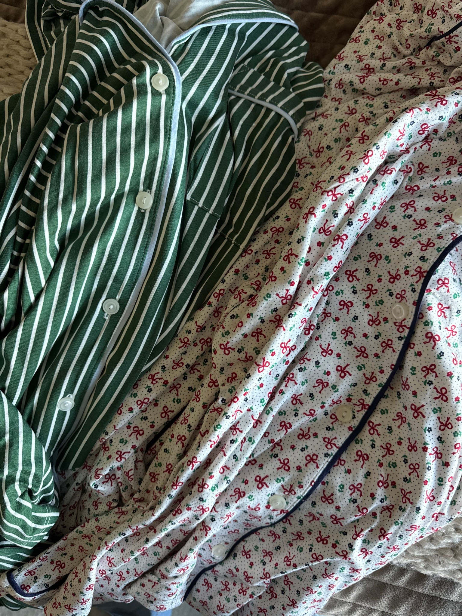 Obsessed with these new pajamas!! I always size up to a medium for a loose fit 



Aerie, pajamas, matching pajamas, pajama set, sleepwear 

#LTKStyleTip #LTKHoliday #LTKSeasonal