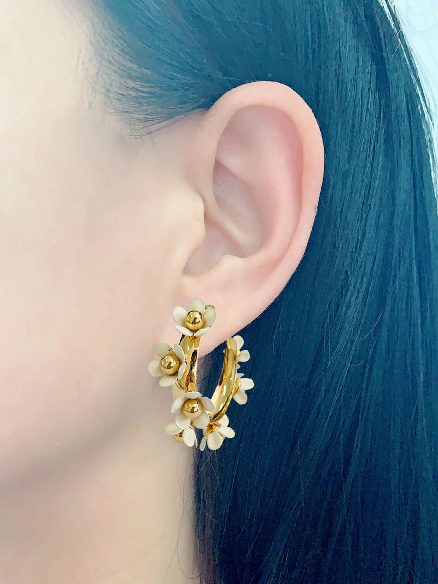 Time and Tru Flower Hoop Earrings | Walmart (US)