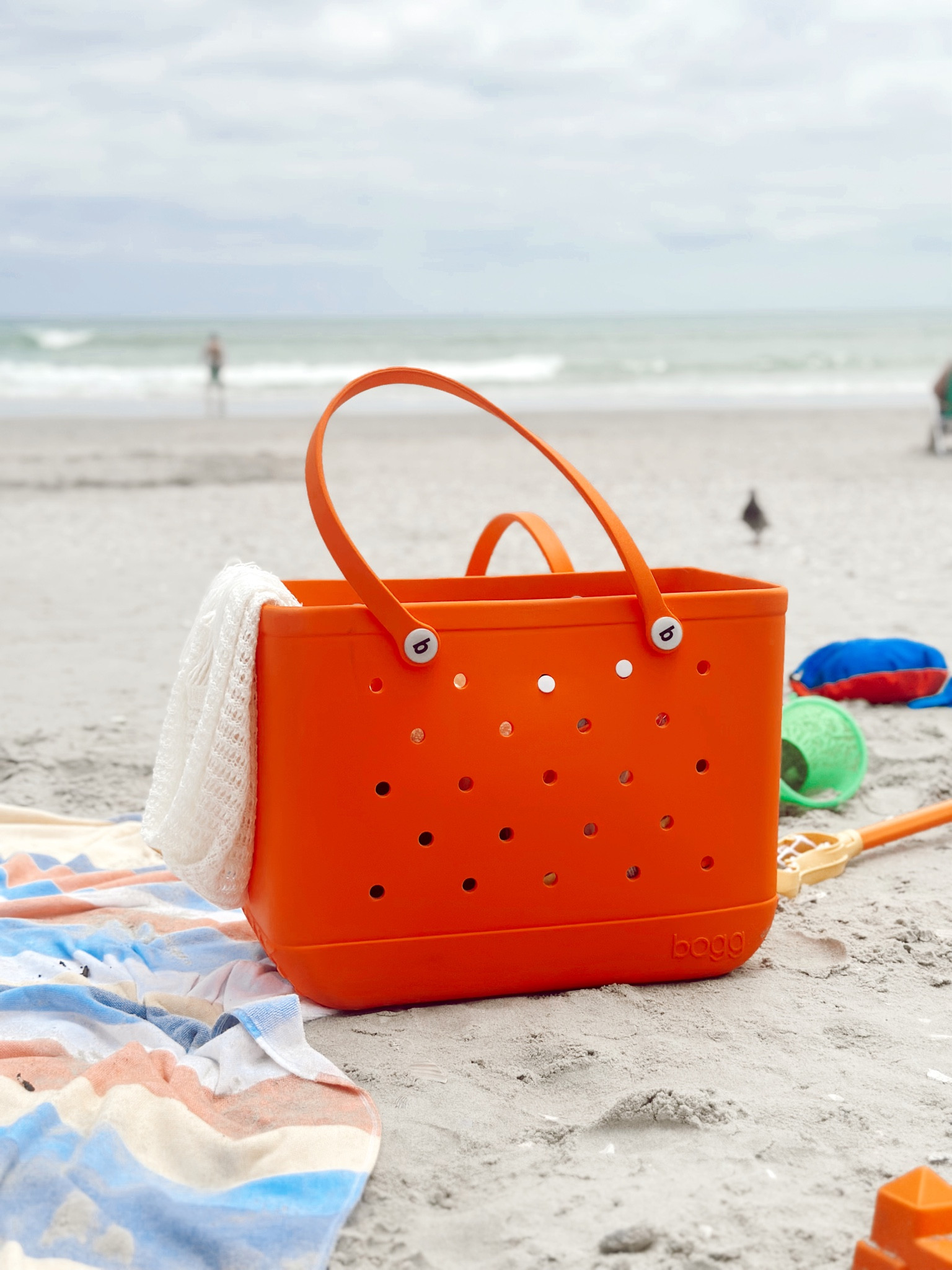 Perfect beach bag - very high quality & UNDER $100! Linked a few coverups too!

#beachbag #boggbag

#LTKunder100 #LTKitbag #LTKstyletip