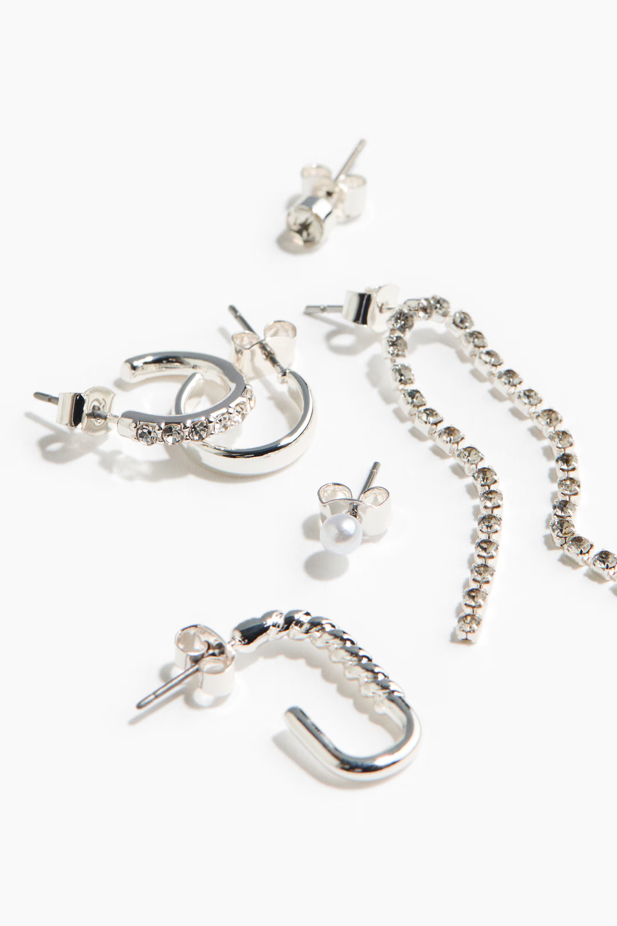 6 Pairs Earrings | H&M (US + CA)