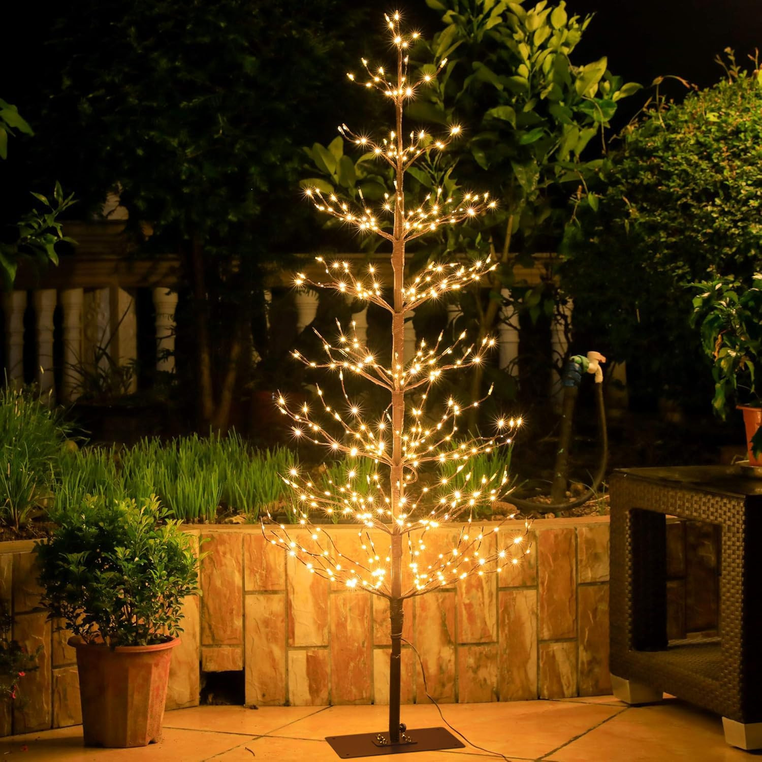 LED Tree Light 5ft 518L Warm White Artificial Tree Decoration for Bedroom Indoor Outdoor Home Fes... | Amazon (US)