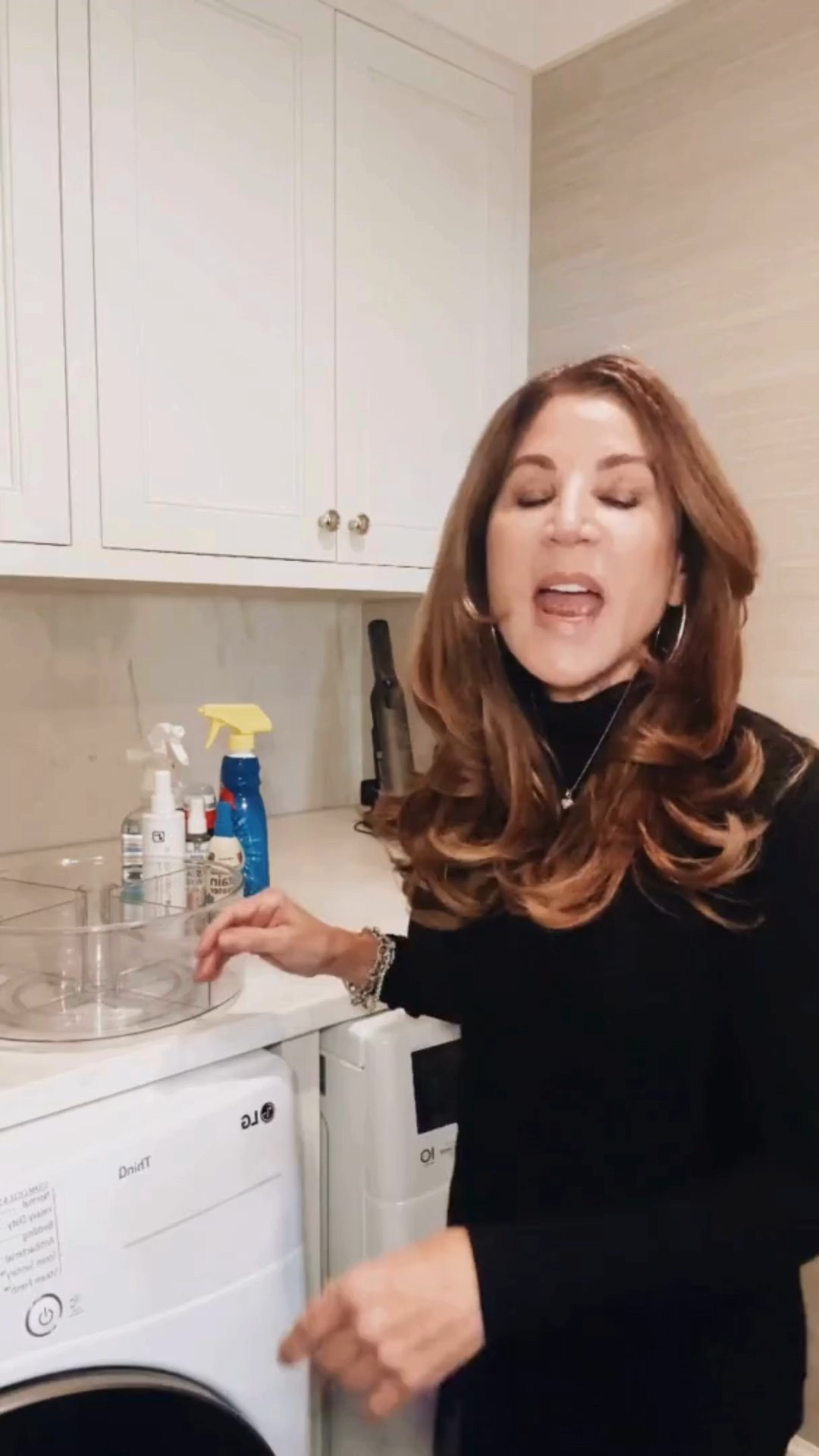 So often we overcomplicate getting organized, when it's the simple things that end up making every day life easier. 😊

Today I'm showing you how to do that with a simple lazy susan in the laundry room! I love using these in a laundry room especially for hard to reach areas like above the washer and dryer! A lazy susan has been a favorite because it allows you to see what you own which saves time and money! 🧦✨
Keep watching to see how I used it in my own laundry room!

What room should I do next? 

✨ For links to the lazy susan I used today just comment LINKS

#organizingtips #homeorganization #womenover50 #2026reset #laundryroomorganization

#LTKmomlife #LTKHome #LTKSaleAlert